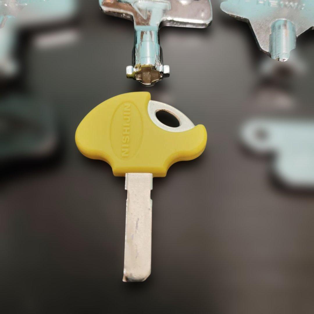 BLUE OCEAN　株式会社様 パチンコ　台鍵　ドアキー　36本　セット