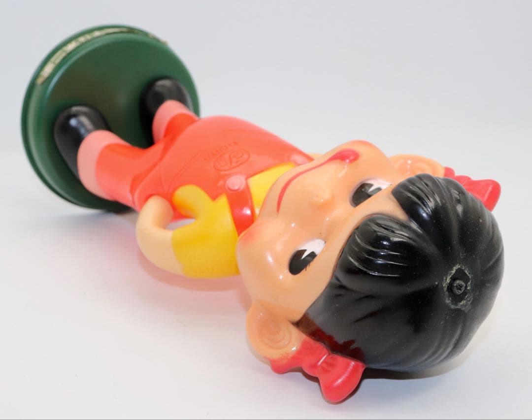 不二家のペコちゃんフィギュア 約29cm