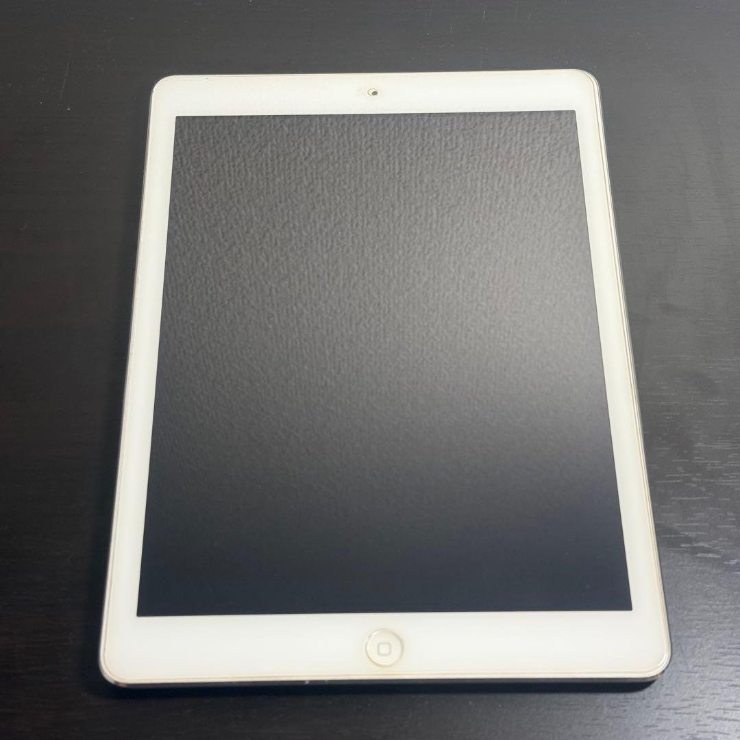 iPadAir2 WiFi+セルラー 64GB シルバー　ケース+フィルム付き
