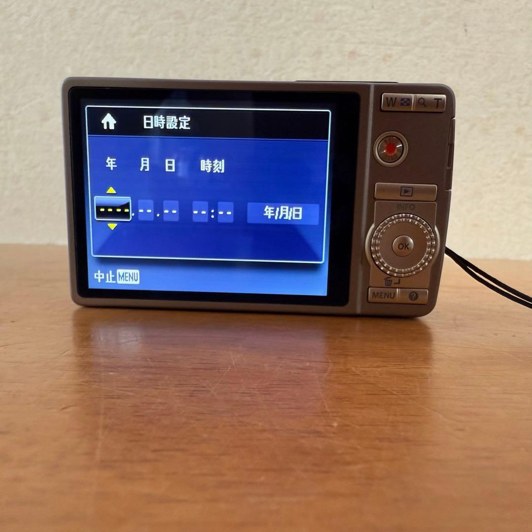 ● 美品 OLYMPUS オリンパス u-7050 デジカメ シルバー