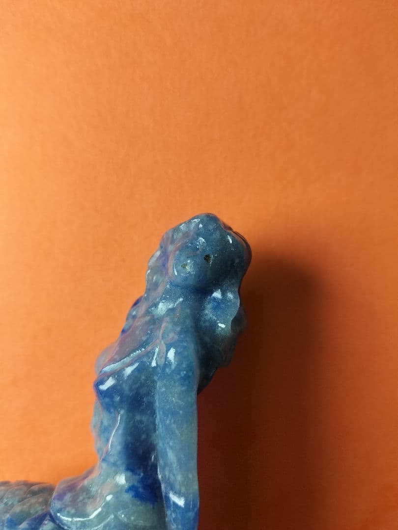 天然石 碧玉 の人魚姫(マーメイド) の 置物です。工芸品！