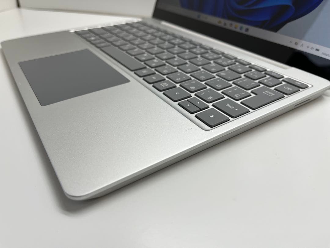 美品 Surface Laptop Go i5 8GB 128GB Office