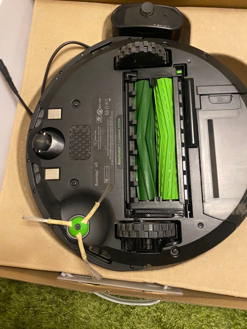 ルンバe5 黒 充電ケーブル付き