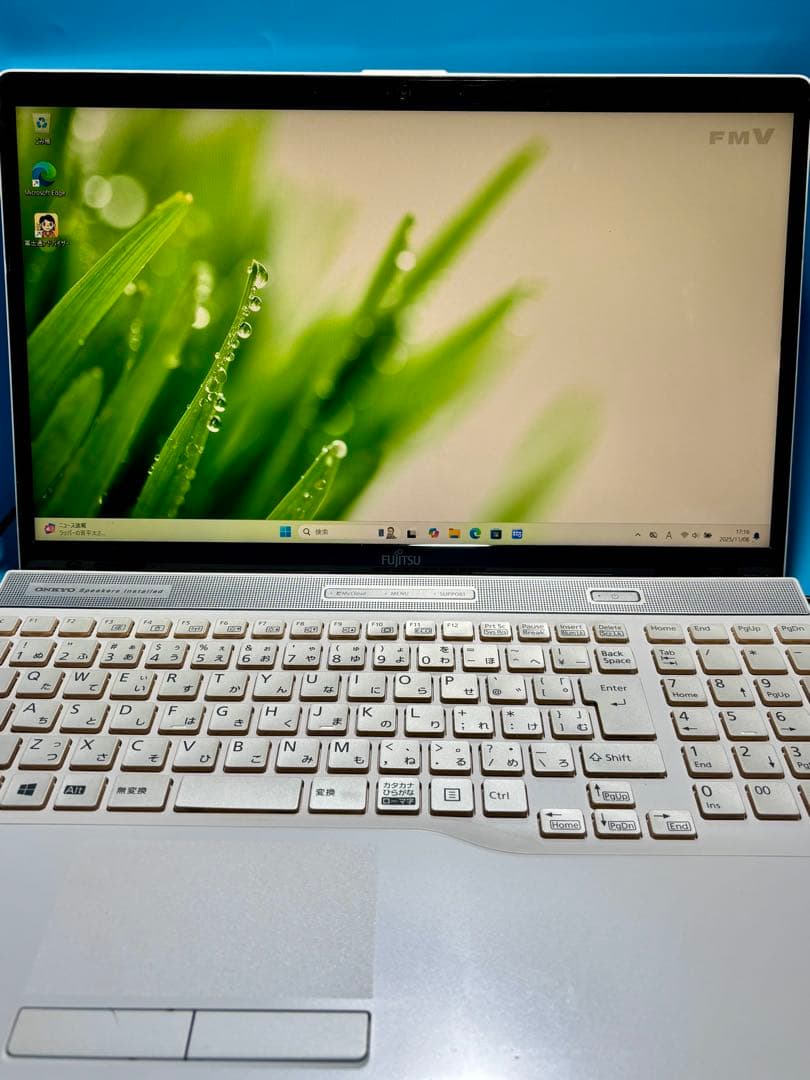 富士通 LIFEBOOK AH53/B3 i7 8550U SSD2TB 32G