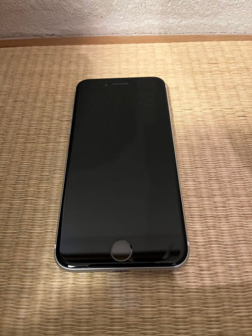 【付属品：新品】Apple iPhone SE 第2世代 128GB 白