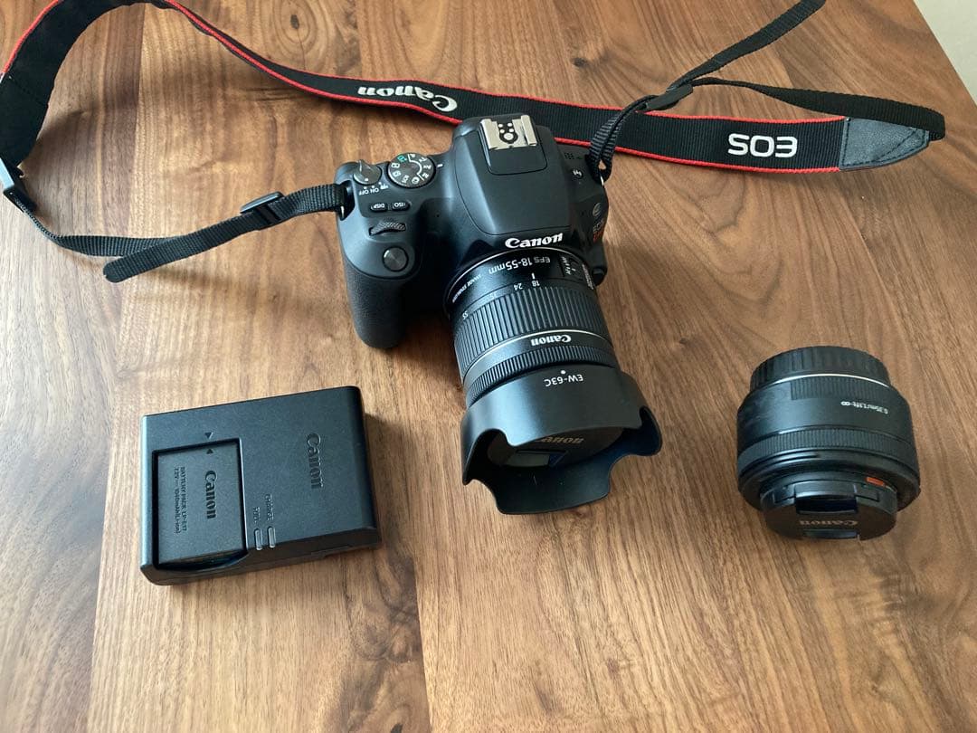 EOS Kiss X9 ダブルレンズ付　スマホ転送可