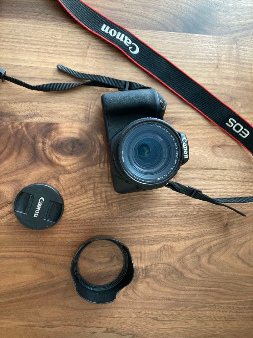 EOS Kiss X9 ダブルレンズ付　スマホ転送可