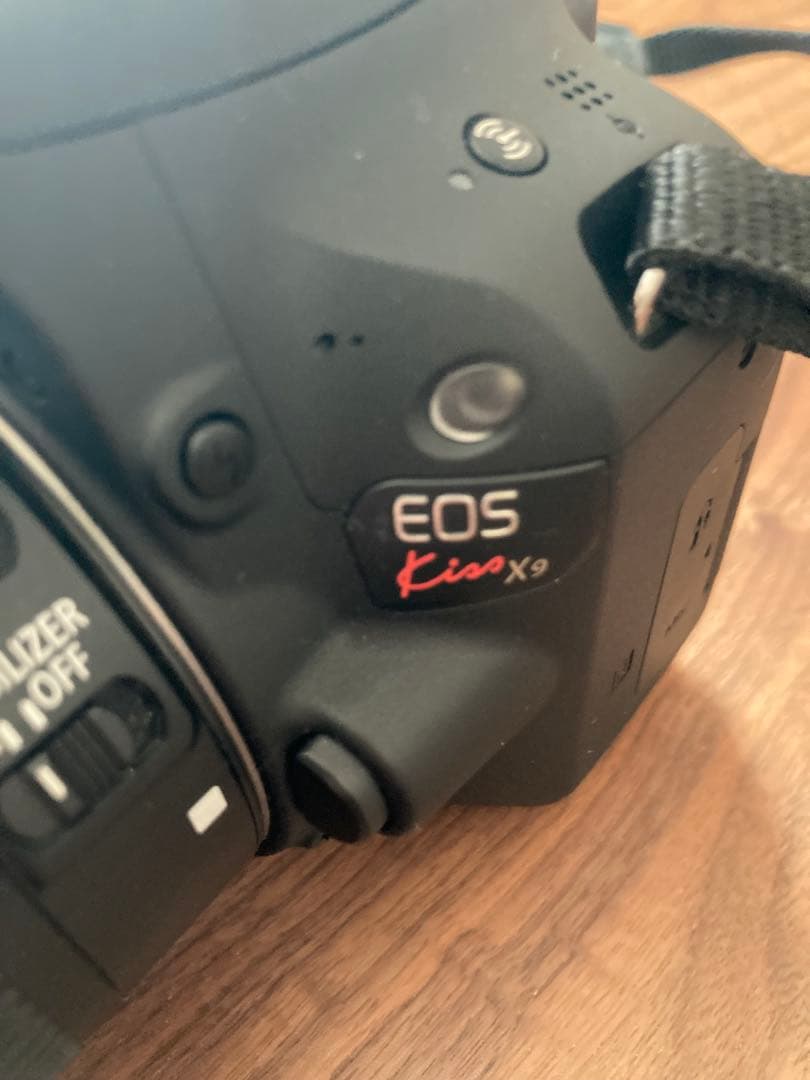 EOS Kiss X9 ダブルレンズ付　スマホ転送可