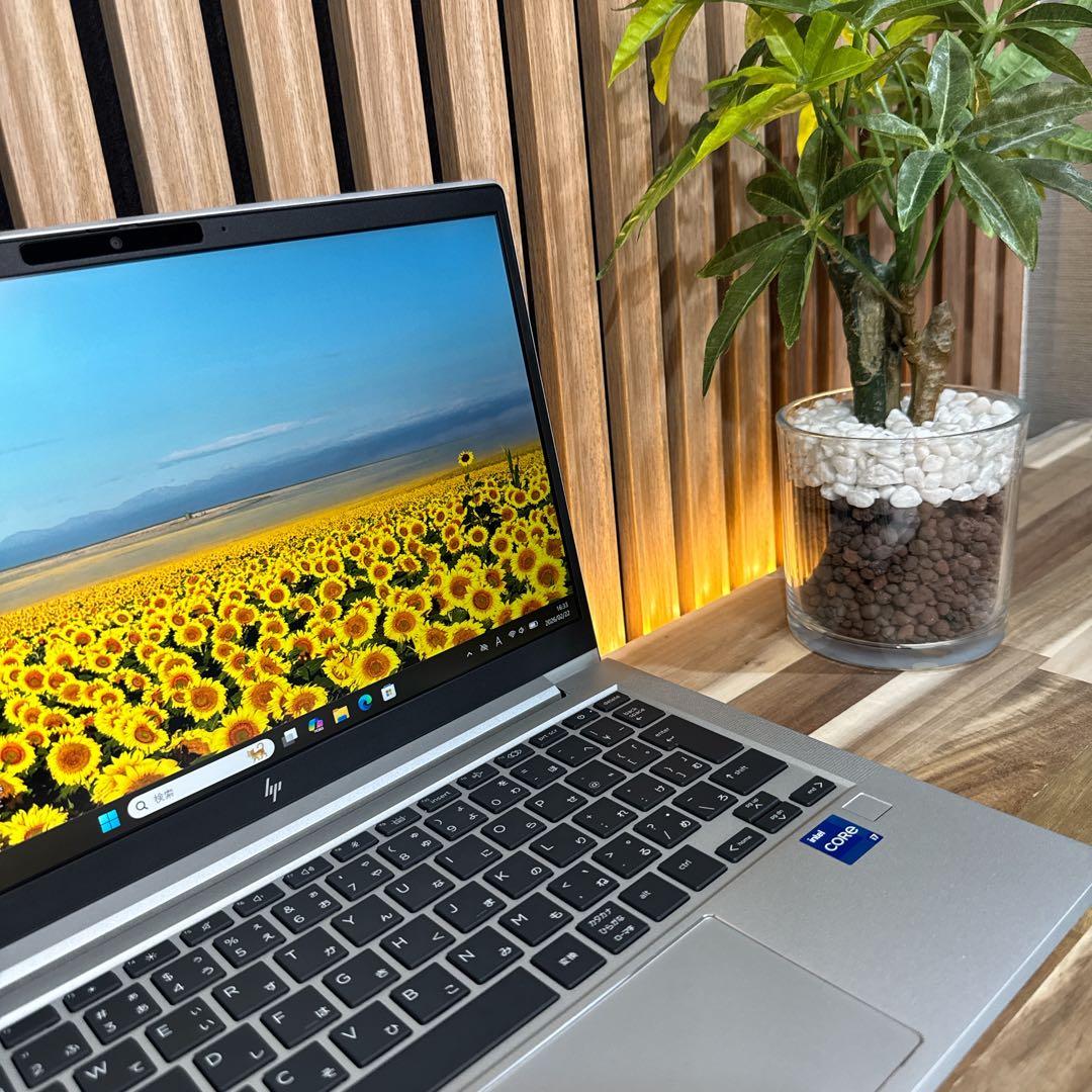 準美品2023年モデル‼️HP☘i7☘16GB☘SSD512GB☘ノートパソコン