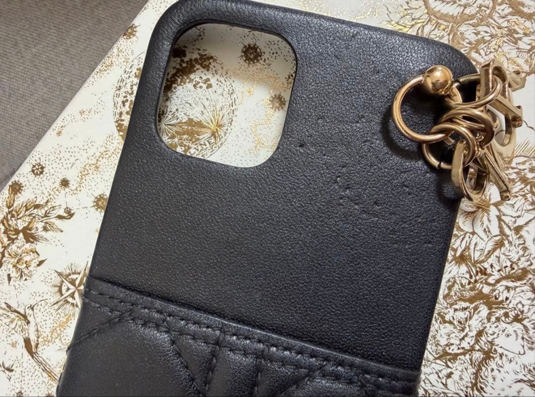 ブラック キルティングデザイン iPhoneケース