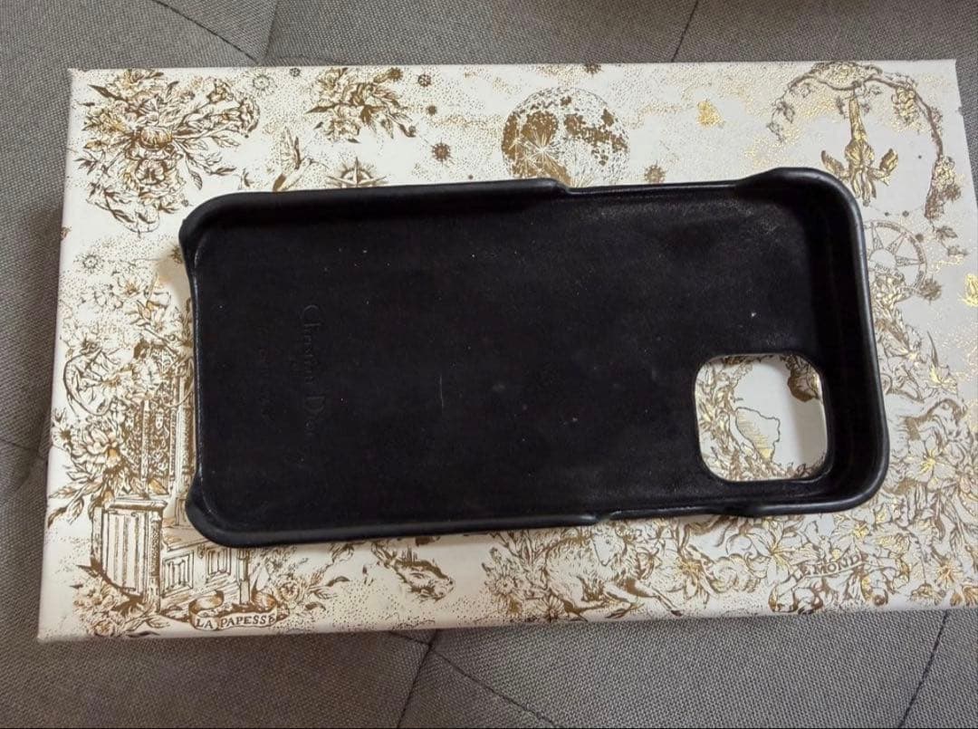 ブラック キルティングデザイン iPhoneケース