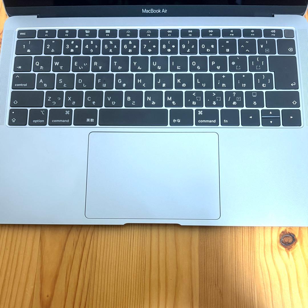 美品 MacBook Air 13インチ バッテリー良好 箱付 128