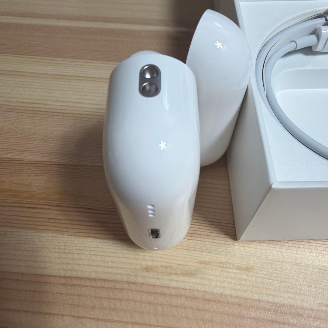 AirPods Pro 2　充電ケース新品　付属品完備 Lightning端子