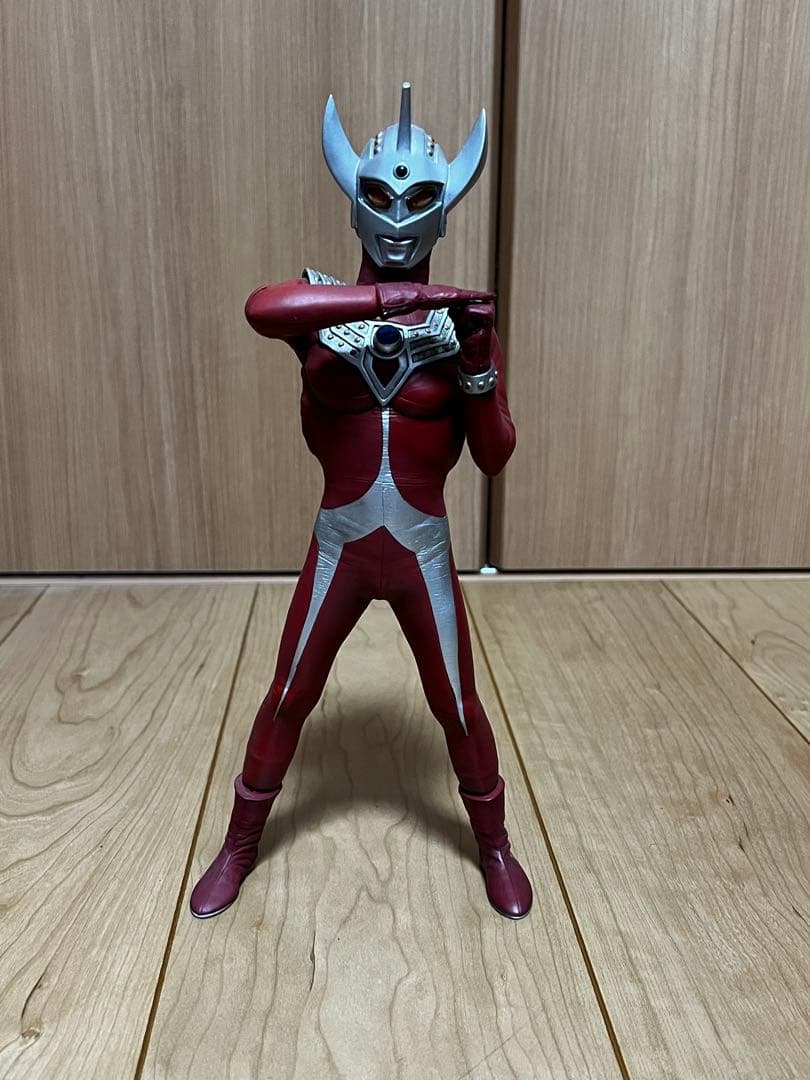 CCP ウルトラマンタロウ ハイグレードver 発光ギミック付き