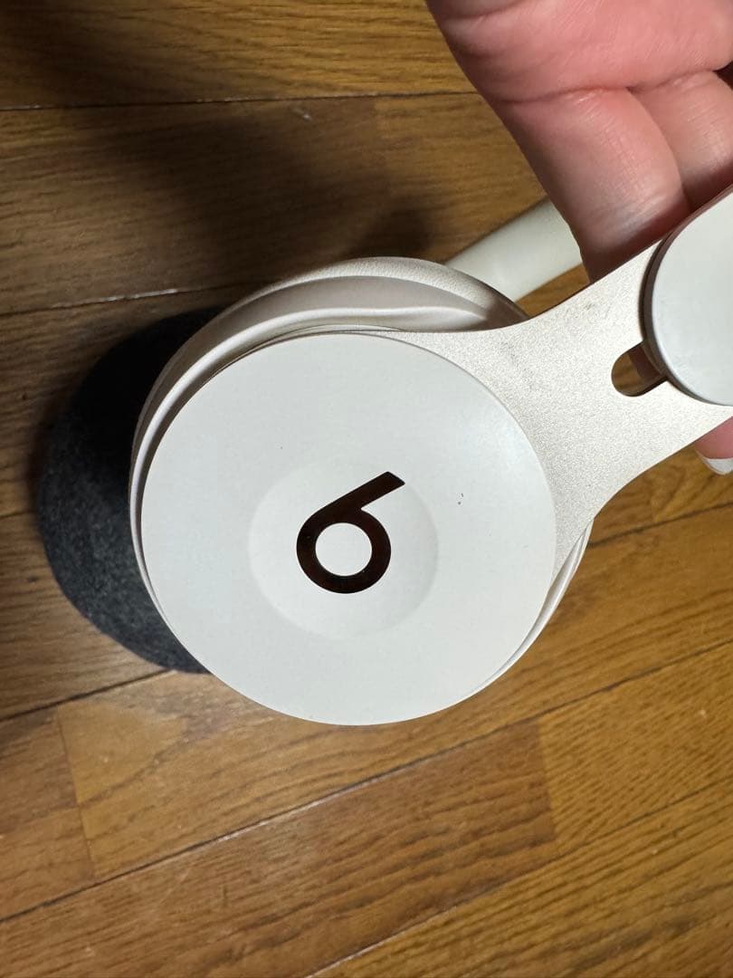 ヘッドホン beats solo pro