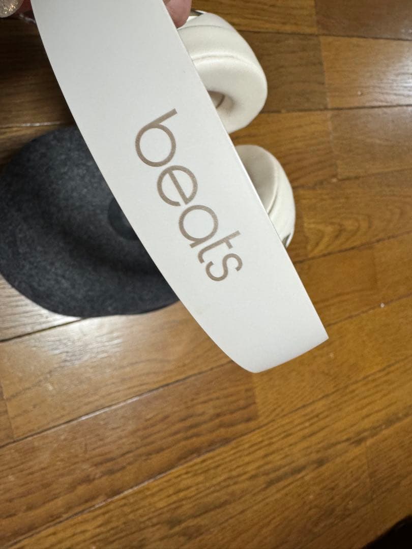 ヘッドホン beats solo pro