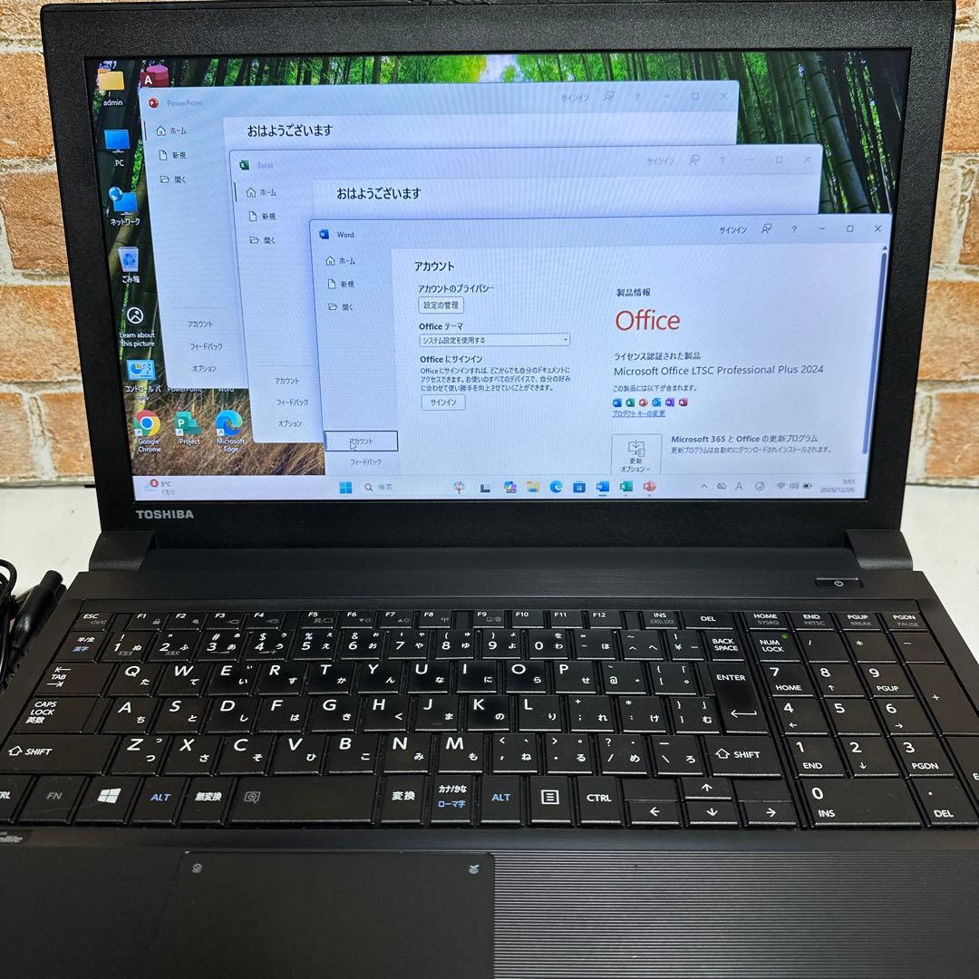 TOSHIBAノート PC Core i5 SSD メモリ8GB オフィス付き