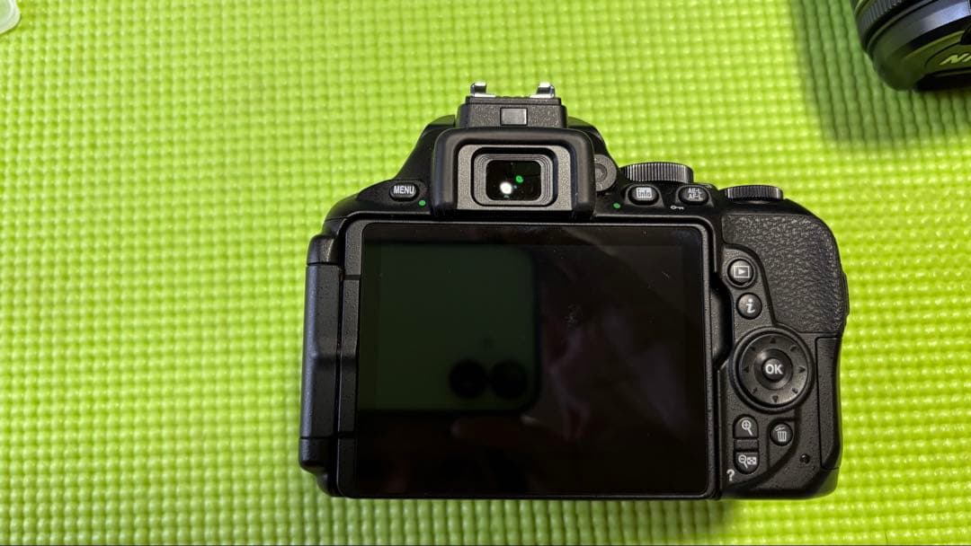 【中古】Nikon D5600 デジタル一眼カメラ　ダブルズームキット