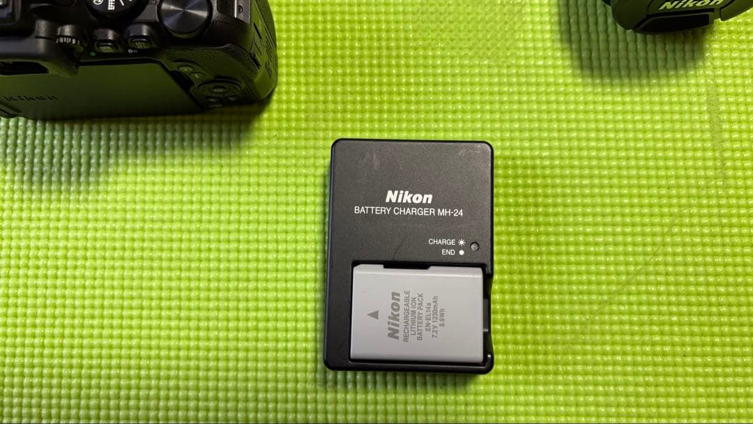 【中古】Nikon D5600 デジタル一眼カメラ　ダブルズームキット