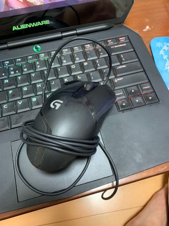 その他ノートPC本体 Alienware 13 R2