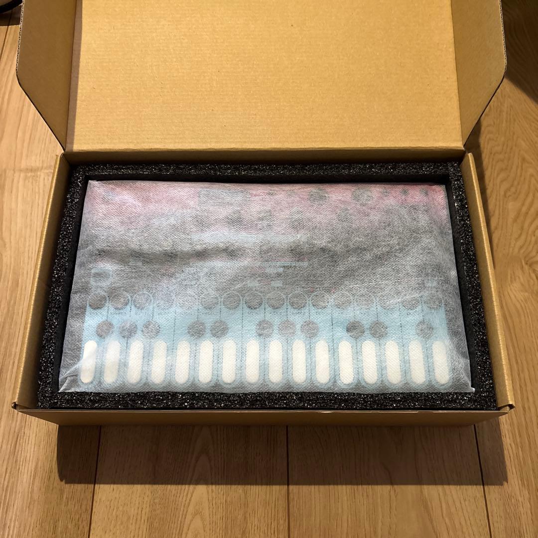【美品】SONICWARE LIVEN BASS BEATS シンセサイザー