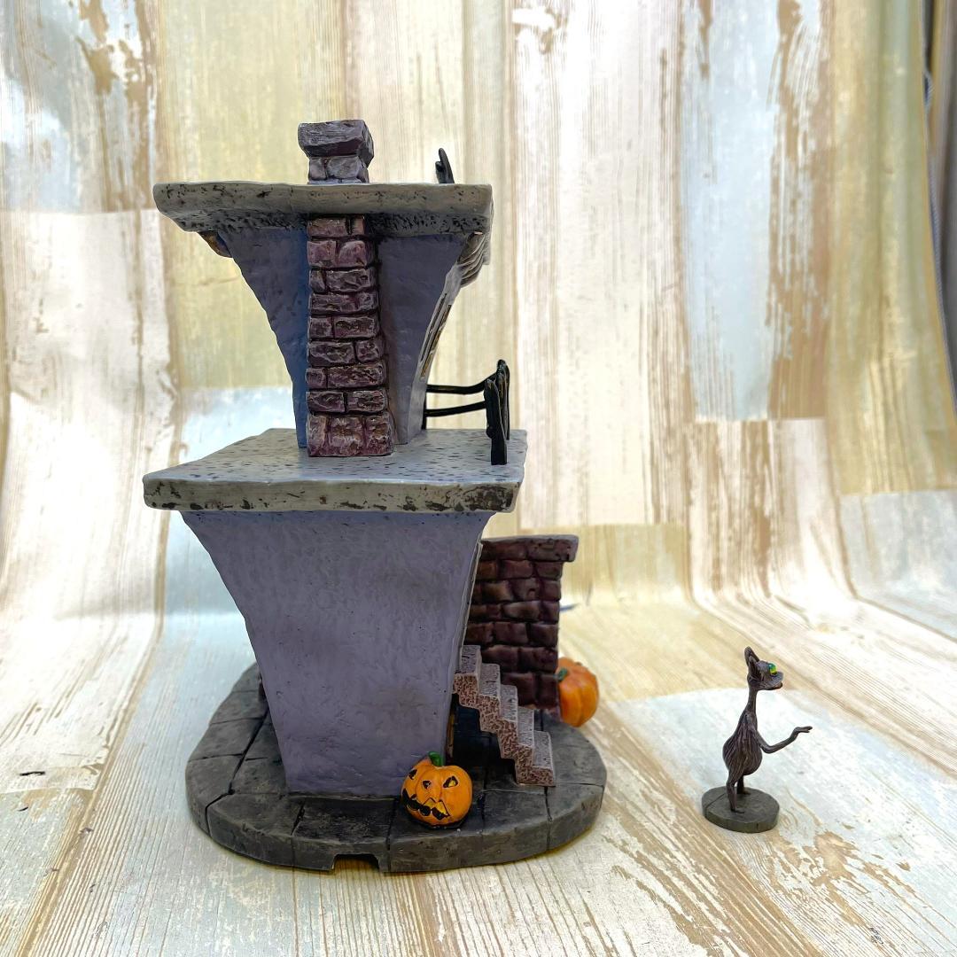 ナイトメア ビフォア クリスマス ハロウィンヴィレッジ ギロチンハウス