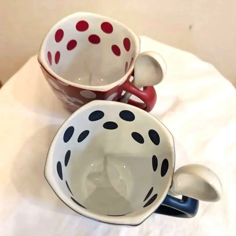 【新品　未使用】ディズニーパーク限定　ペア　マグカップ　専用スプーン付き　廃盤品