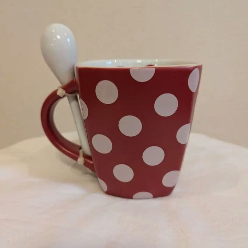 【新品　未使用】ディズニーパーク限定　ペア　マグカップ　専用スプーン付き　廃盤品