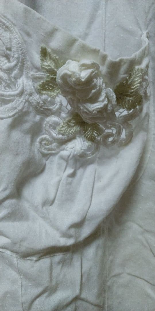 刺繍入りホワイト割烹着(Hischrone)