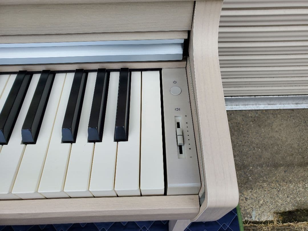 C161　[引取限定]　KAWAI 電子ピアノ CN29A 2022年製