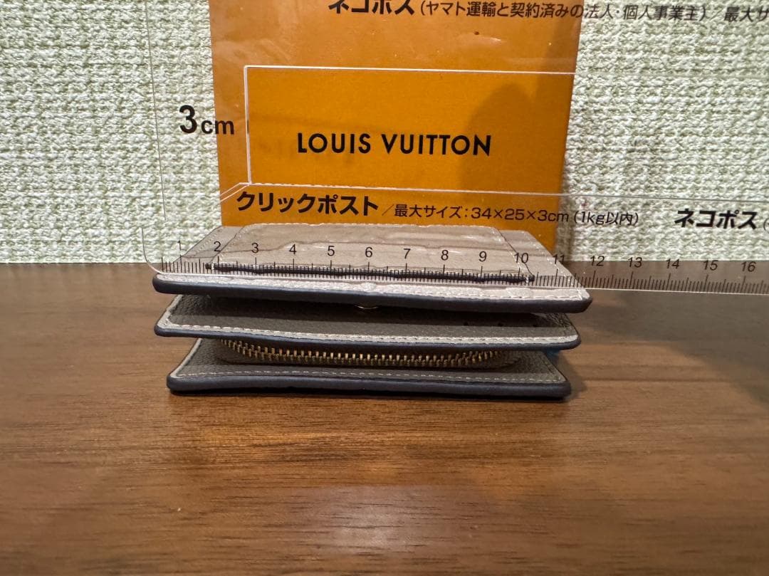 【美品】LOUIS VUITTON (ルイヴィトン) 二つ折り財布