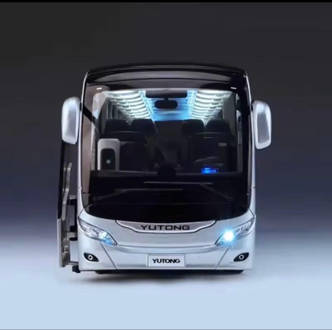 YUTONG バス 1/42 スケールモデルミニバス