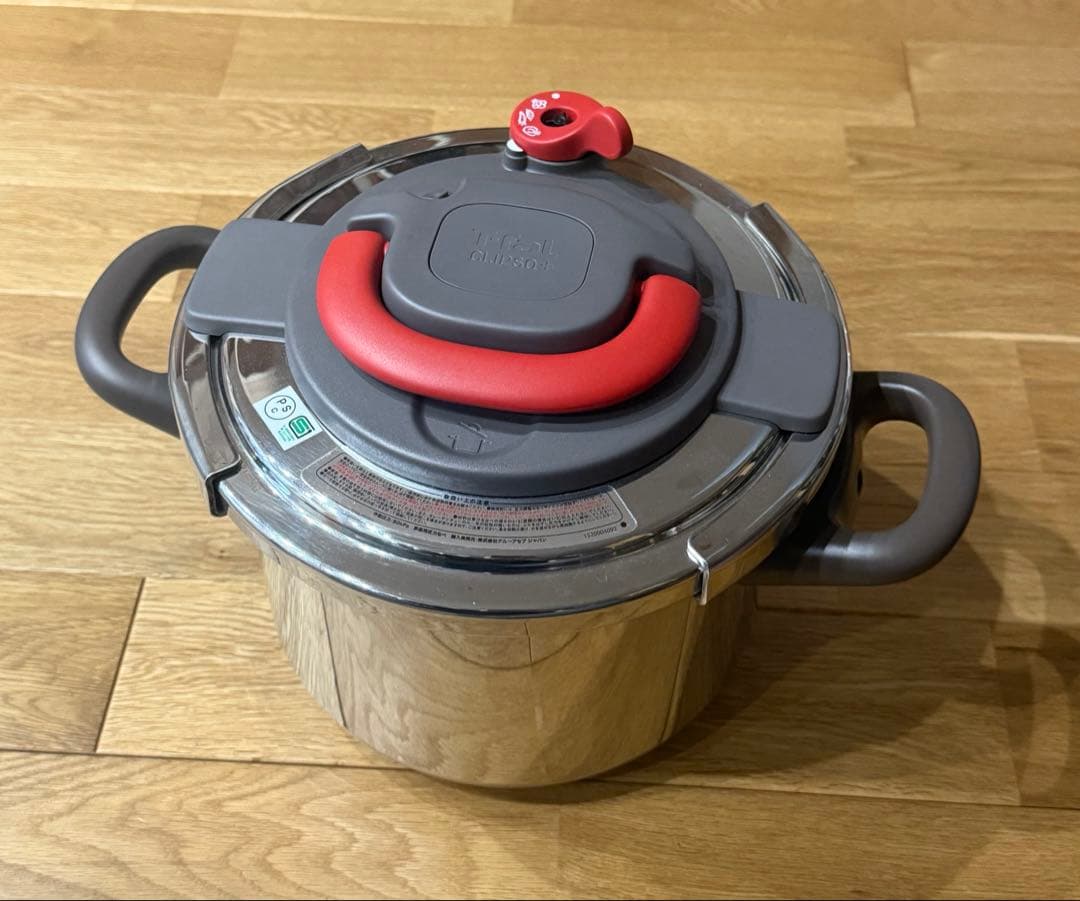 美品！！【ティファール　圧力鍋　6L】