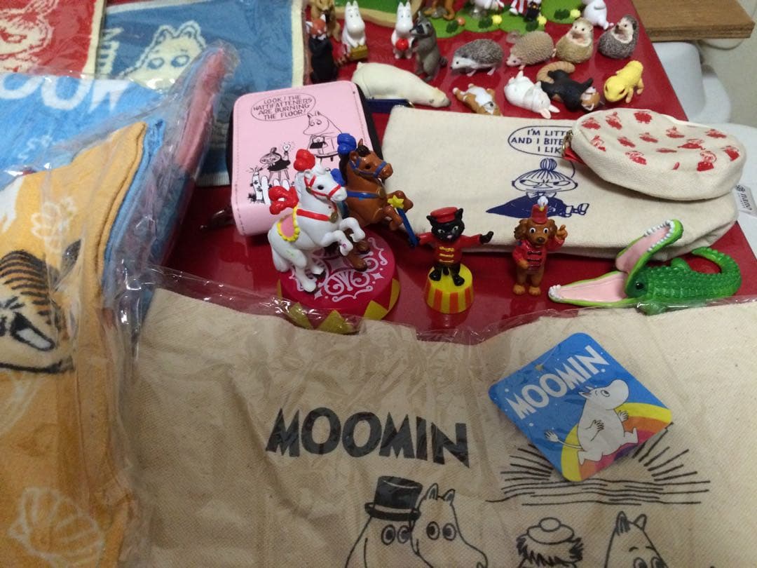 ムーミン フィギュアと雑貨セット　まとめ売り　タオル　マグカップ