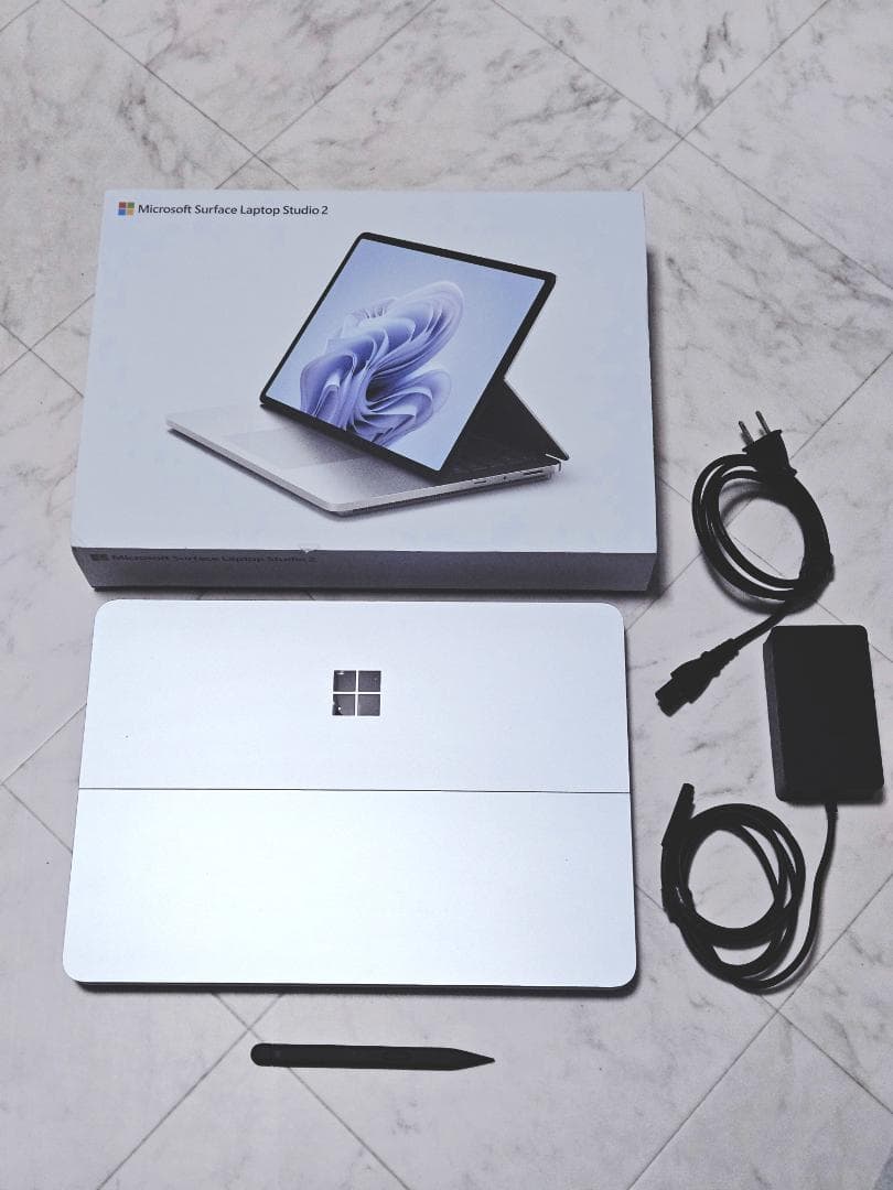 Windowsノート本体 Surface Laptop Studio 2 Core i7 RTX 4050