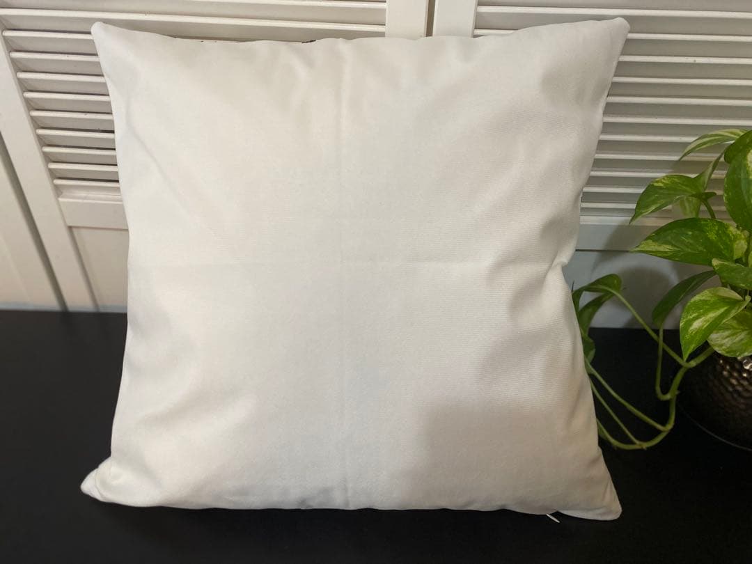 DIOR ノベルティクッションカバー 2枚セット♪ネイビーラスト一点