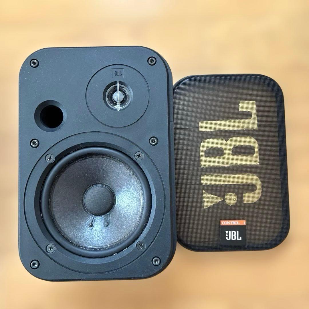 JBL コントロール1 スタジオモニタースピーカー（シリアルナンバー付き）