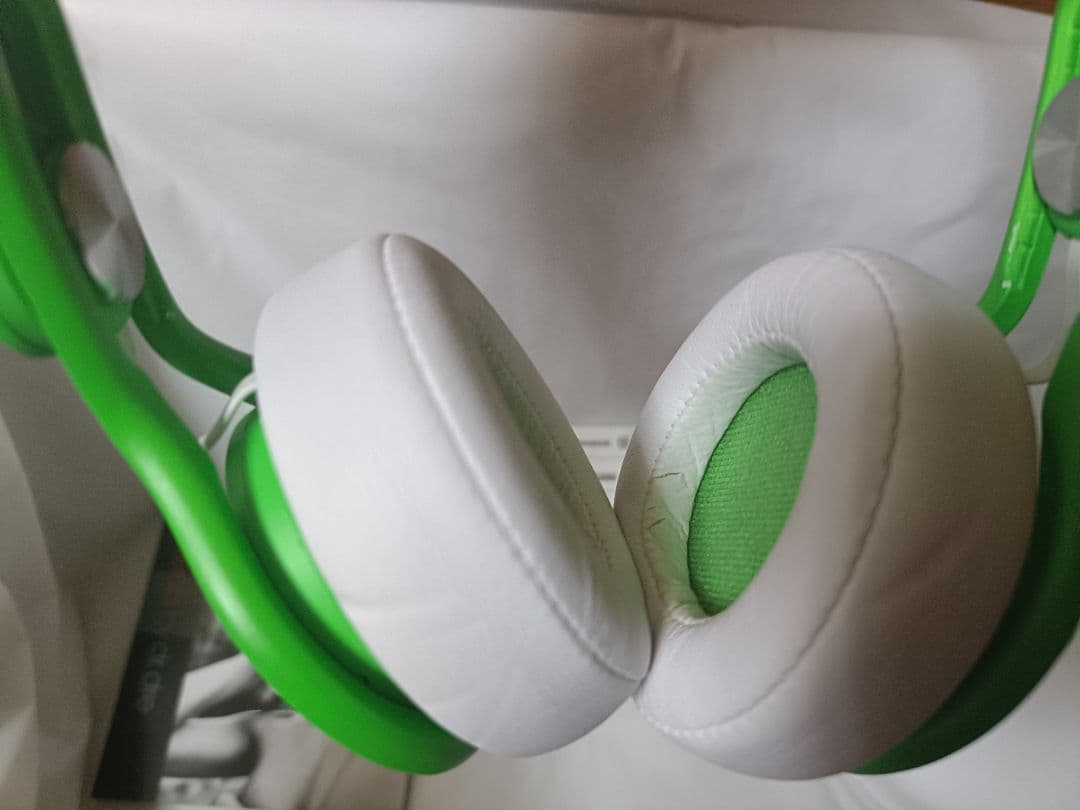 beats mixr グリーン リミテッドエディション DJ　ヘッドホン