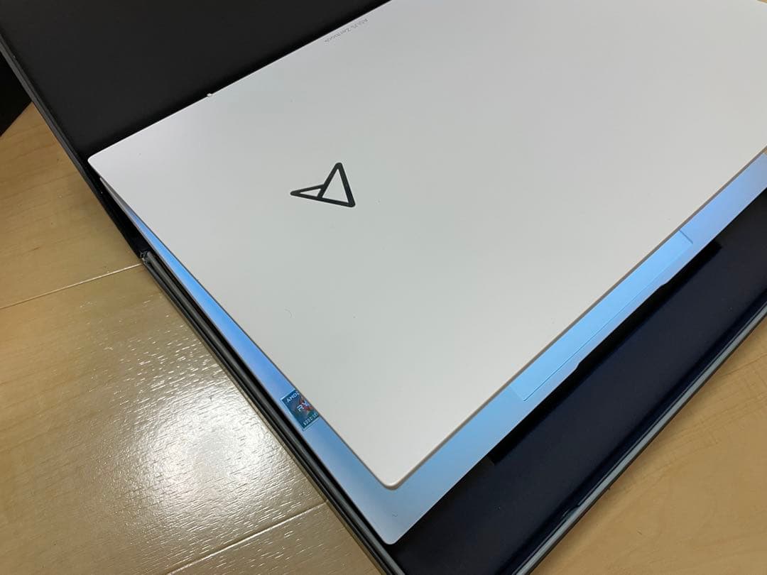 「美品」ASUS Zenbook 13 OLED Ryzen7 16GB 1TB