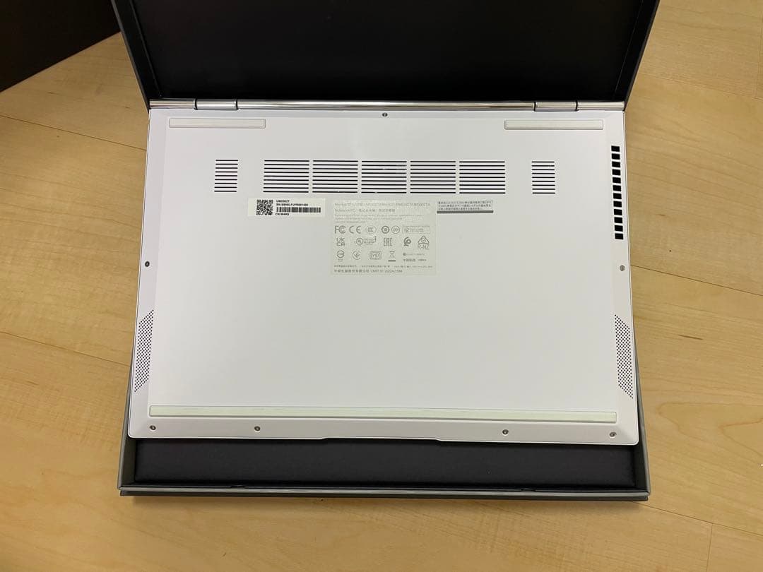「美品」ASUS Zenbook 13 OLED Ryzen7 16GB 1TB