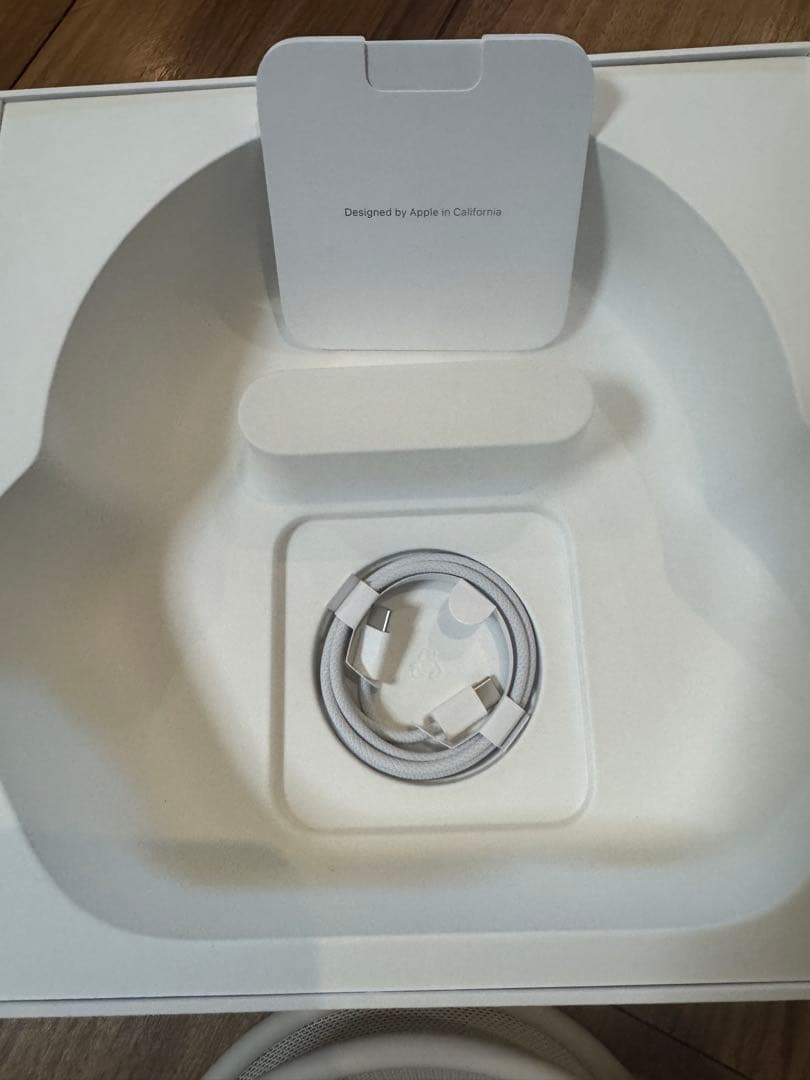 ほぼ新品AirPods Max