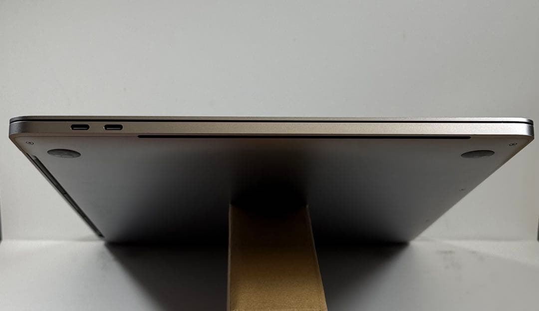 MacBook本体 Apple MacBook Pro 15 2016 i7/16GB/500GB