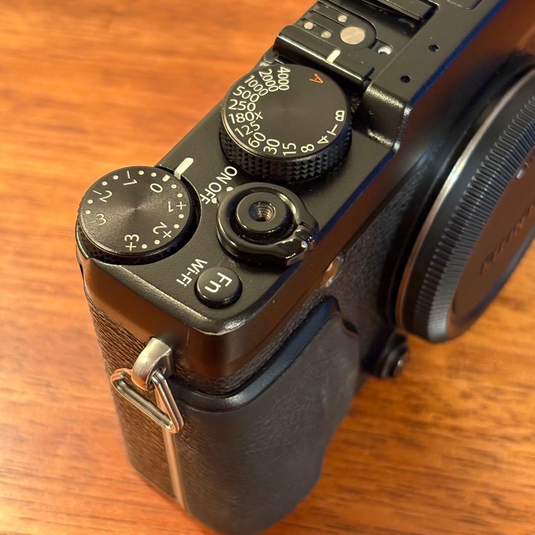 最終値段 美品　Fujifilm X-E2 ボディ