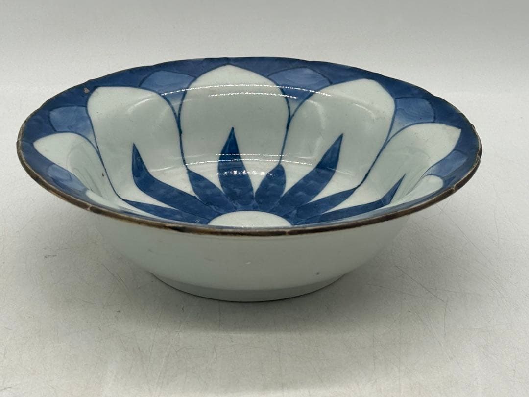 中国　明時代　染付　鉢①　大明年製銘　送料込み260329