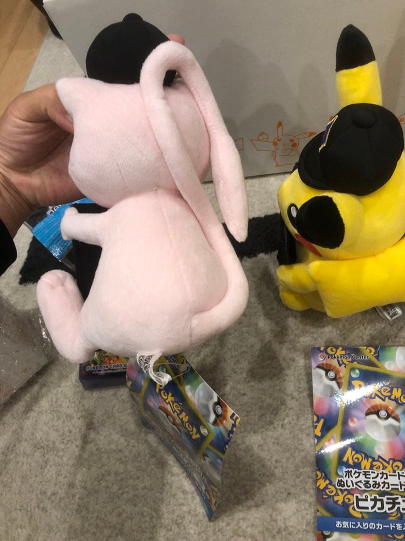 新品　ポケモン ピカピカボックス2025 ぬいぐるみ ポケモンカード まとめ売り