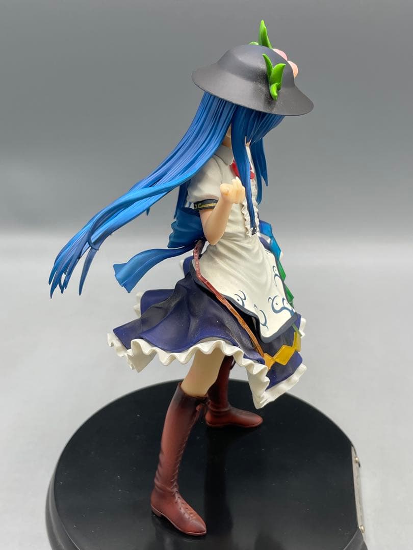 非想非非想天の娘 比那名居天子 東方Project 1/8 フィギュア