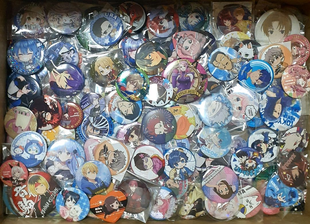 アニメ キャラクター 缶バッジ 大量 1000点以上 まとめ売り