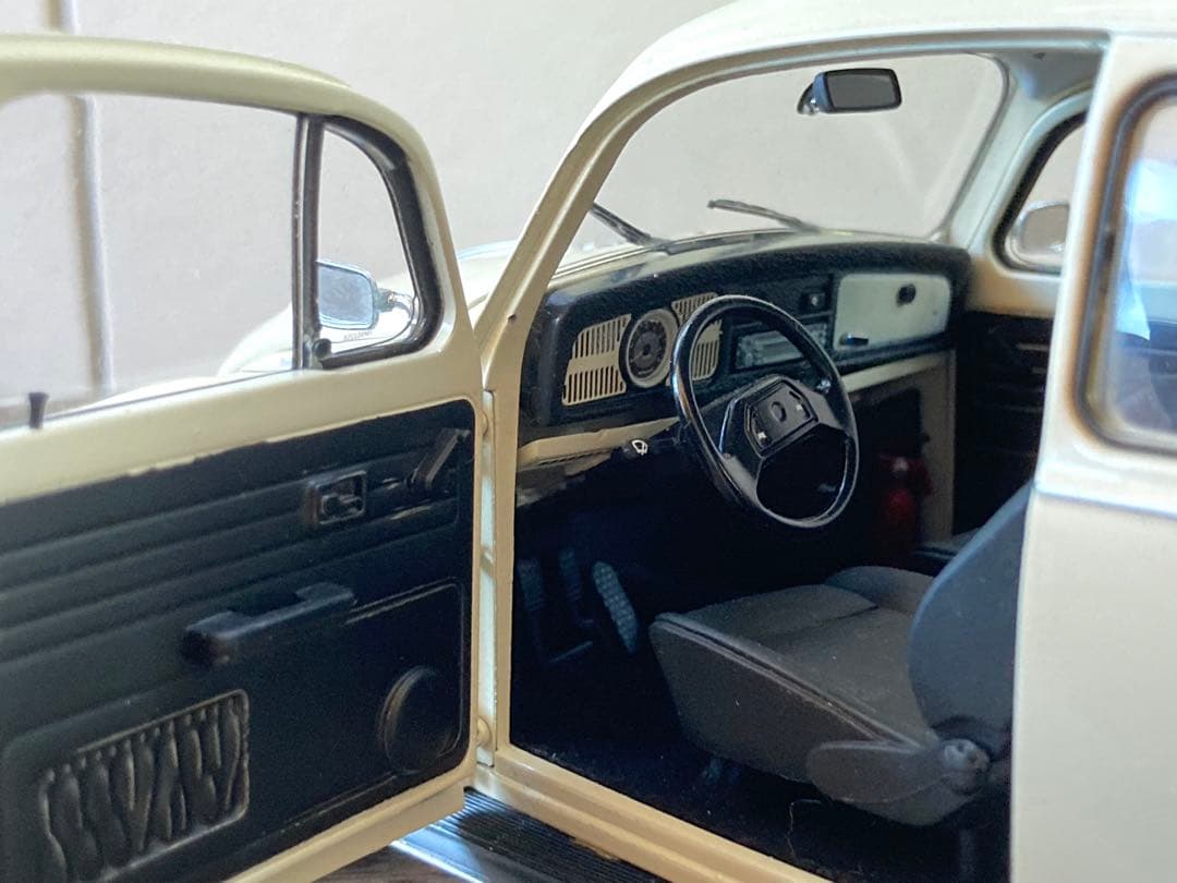 VW beetle UItima Editionビートル Schuco 1/18