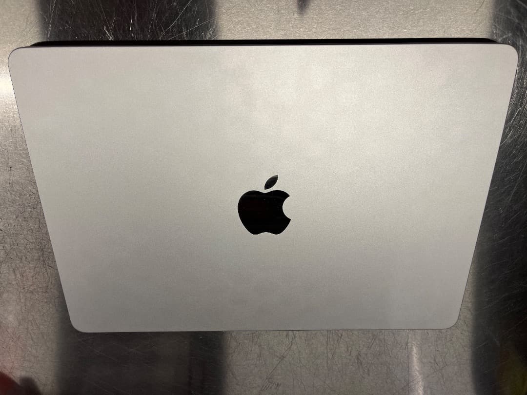 MacBook本体 MacBook Air M2 16GB 2TB