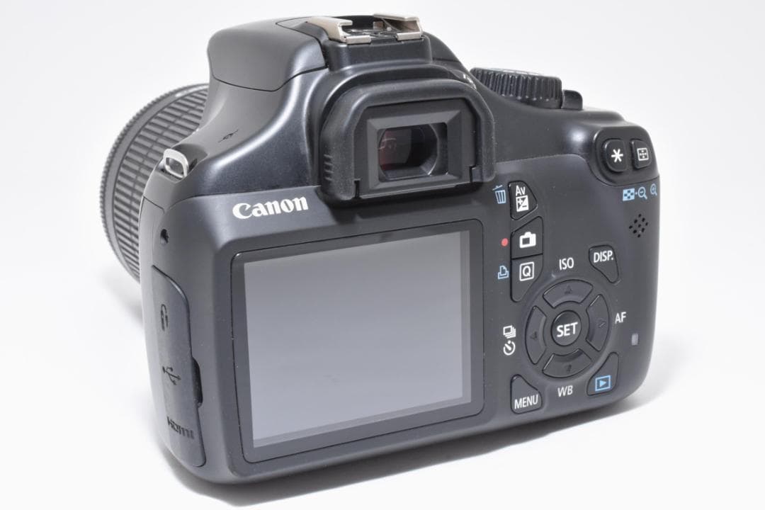 《ショット極少》 キヤノン Canon EOS Kiss X50 レンズセット